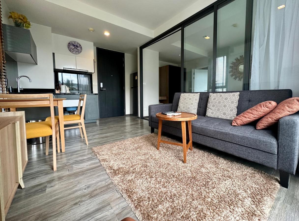 Modern Apartment 211 The Deck At Patong Exterior photo