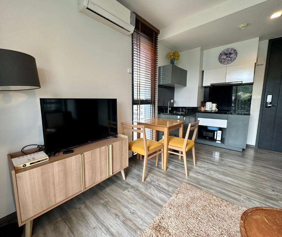 Modern Apartment 211 The Deck At Patong Exterior photo