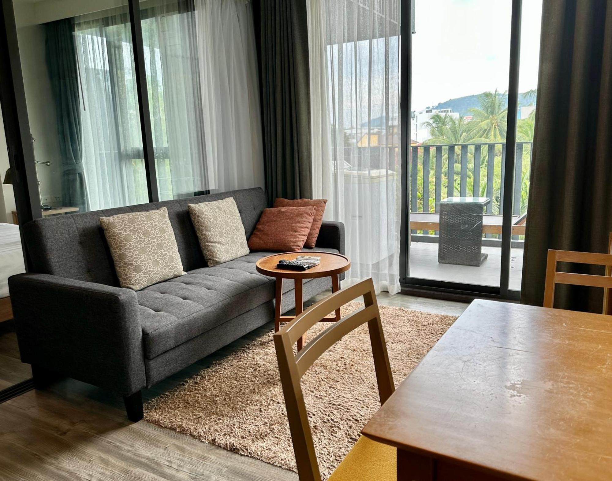 Modern Apartment 211 The Deck At Patong Exterior photo